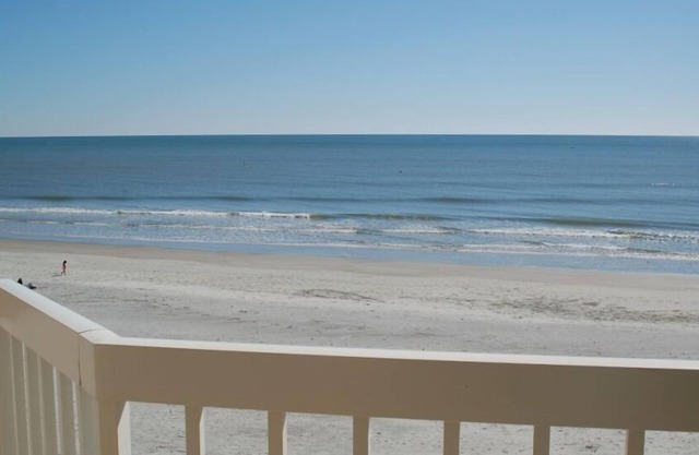 Oceanfront Condo - Fantastic Views, Beautiful Furnishings!