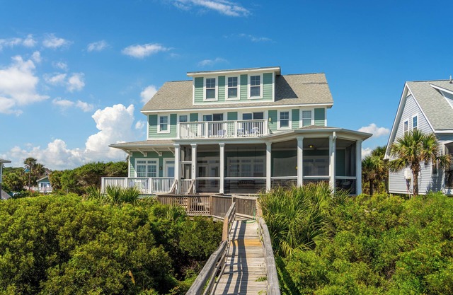 Oceanfront luxury! Large screen porch, Open decks, Direct beach access