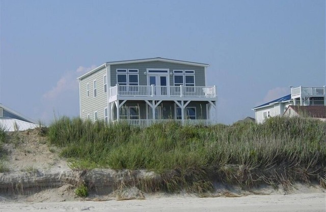 Oceanfront, October/November Specials, Priv. Heated Pool, EV charging, Elevator