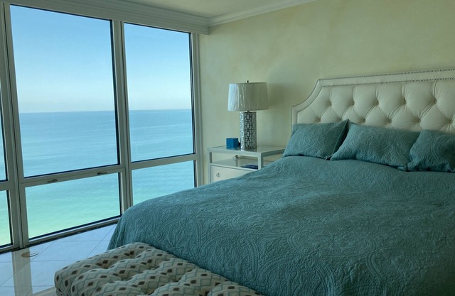 Oceanfront totally renovated two bedrooms and two bathrooms condo