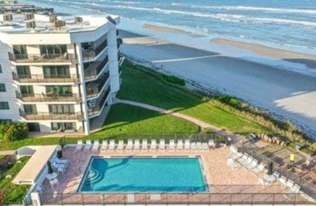 Oceanfront Tranquility at Silver Sands Condo on No Drive White Sands Beach