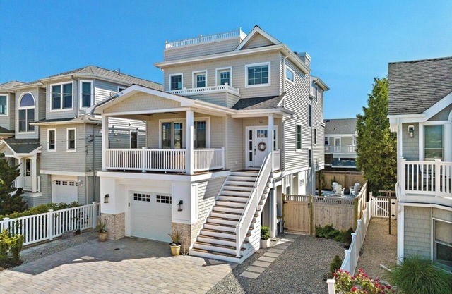Oceanside house, luxury new build located in the heart of Beach Haven