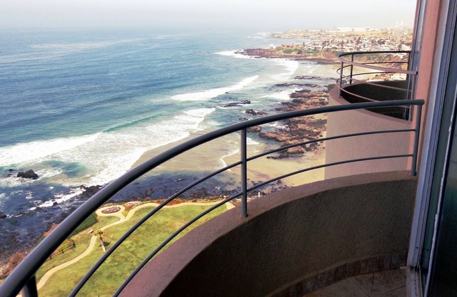 Oceanview, beautiful & quiet. Full apartment, family friendly, very safe