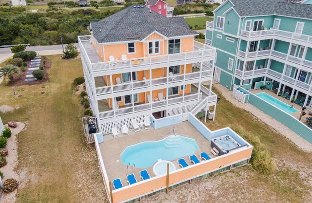 Oceanview Dog Friendly with Private Pool, Hot Tub, Elevator, Game Room, Theater