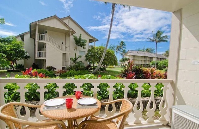 Oceanview Ground Floor Studio | Islander on the Beach 111