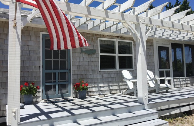 Ocracoke Island: Beautiful cottage in the village