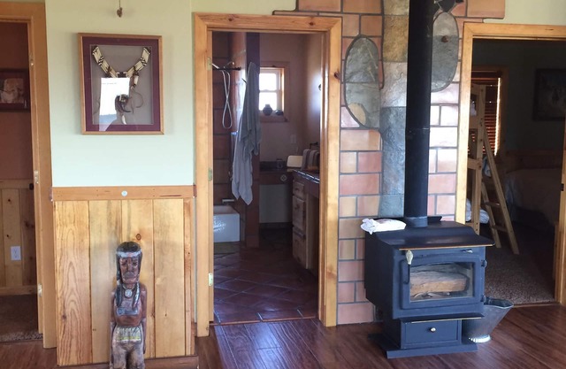 Off the Grid, secluded, Hamm's Hideaway