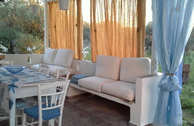old Cycladic mansion fully restorated and equipped