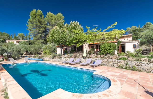 Old Mas In Olive Grove With Large Swimming Pool And Panoramic Views