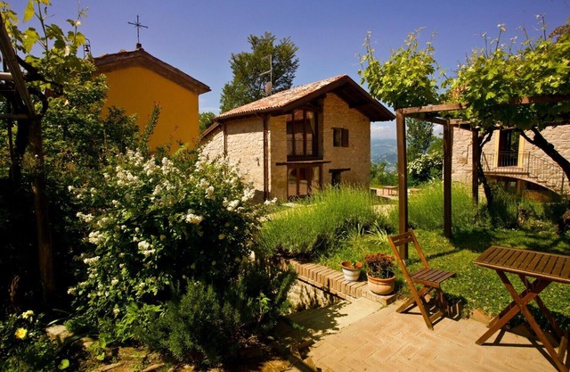 Olimpia - Spacious stone villa with private terrace overlooking the pool