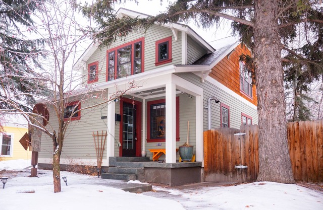 Ollie's House: Cozy Home, A Walk Away from Downtown/MSU
