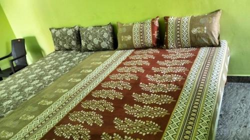 OM Karam Home stay
