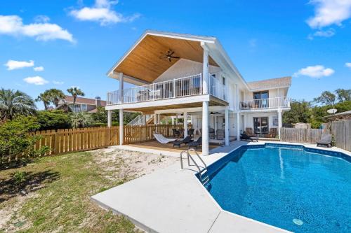 On the Canal at Perdido Key - Private Outdoor Pool, Luxury Accommodations + Beautiful Views of the Canal