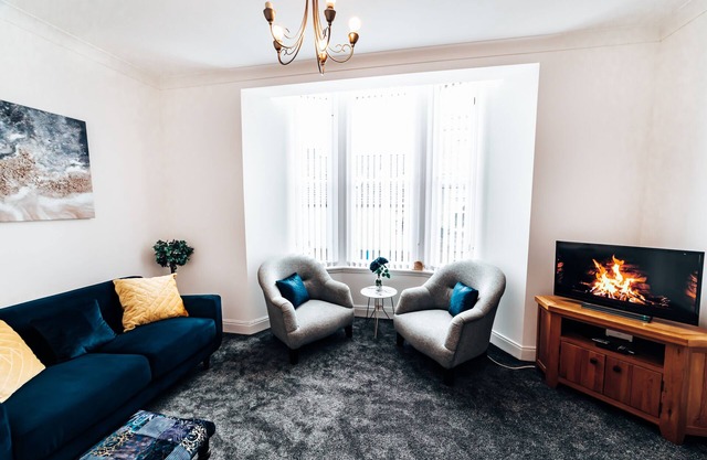 One Bed Apartment with Balcony