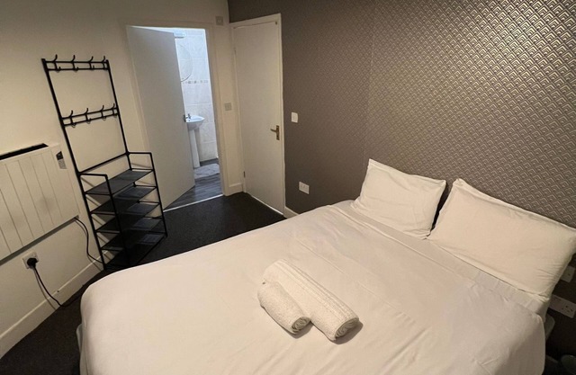 One Bedroom Apartment