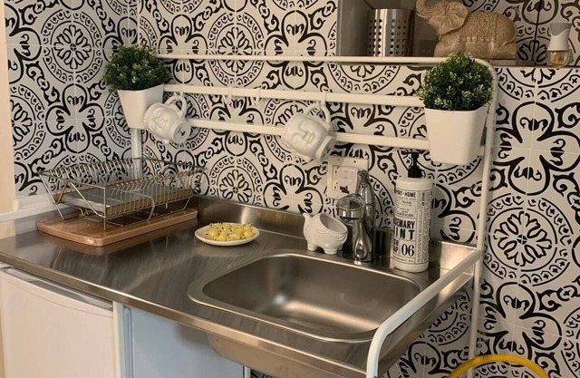 One Bedroom Apartment minutes from JFK and LGAn