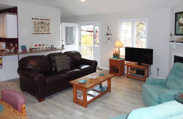 One Bedroom Bayside Condo