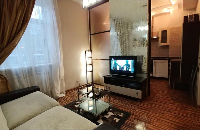 One bedroom, Lux, 17 Baseina str, Near Gulliver