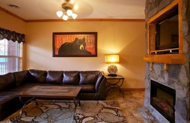 One Bedroom Luxury Condo, Pigeon Forge (1724128)