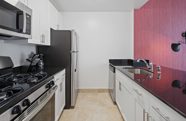 One Bedroom Oasis in Brooklyn Heights