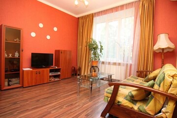 One-bedroom apartment near Deribasovskaya