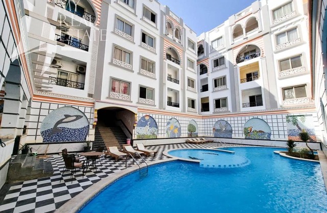One Bedroom with Balcony WI-FI Downtown Sheraton Plaza 226