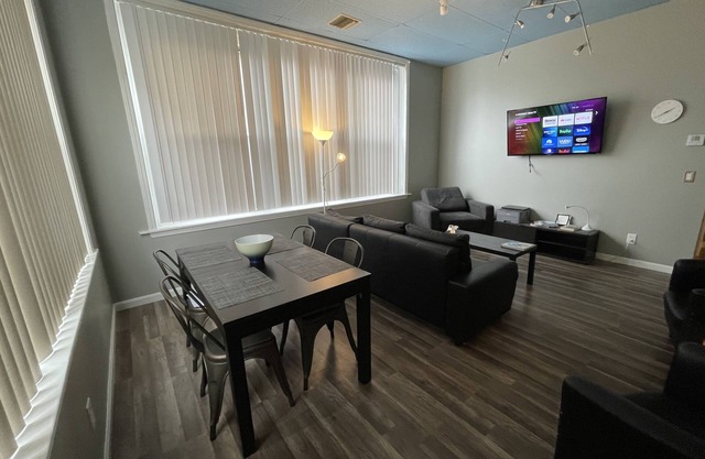 One bedroomon Federal Hill #6 Down-town Providence