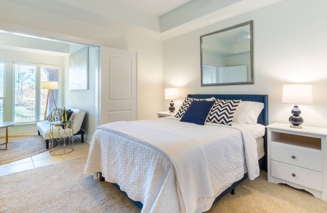 ONECLUB Gulf Shores - 2 bedroom Parking View - sleeps 4 (3706)