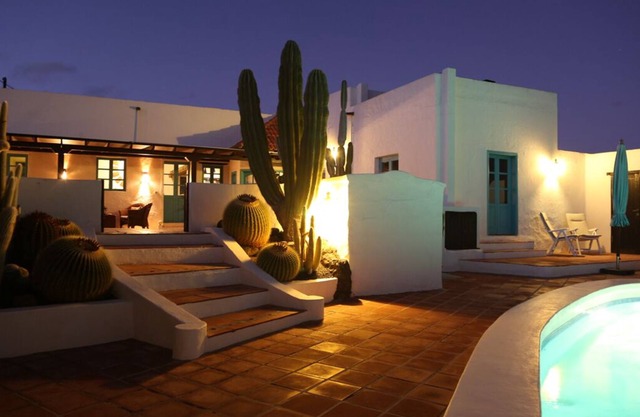 Original Finca "Villa" next to Puerto Calero