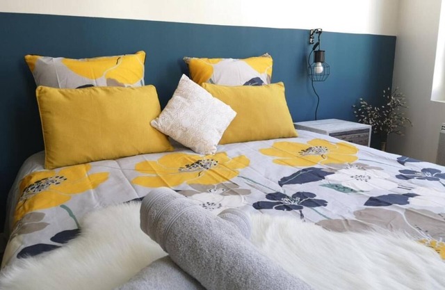 Orleans Studio - Near Train Station - Free Parking