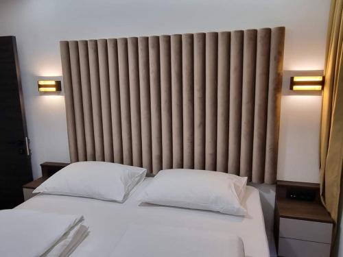 OSIJEK LUXURY CENTER - self check in, free private parking, Ulica Ivana Gundulica 82