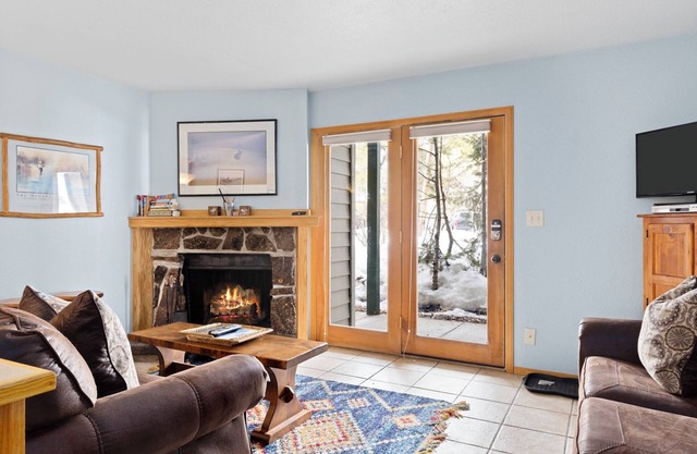 Outpost: Spruces 3 - Located in the Aspens!