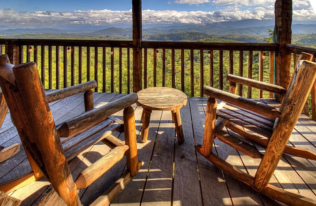 Outrageous Views Enjoy Smoky Mountain Sunrises & Sunsets! A Toast To Happiness!