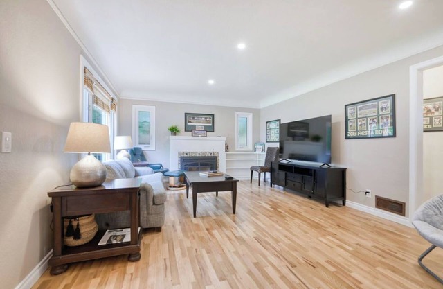 Outstanding Eugene Bungalow on College Hill. 1 mile from U of O Campus