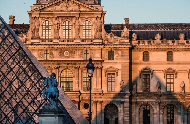 Overlooking church of Saint-Germain-l'Auxerrois directly across from the Louvre