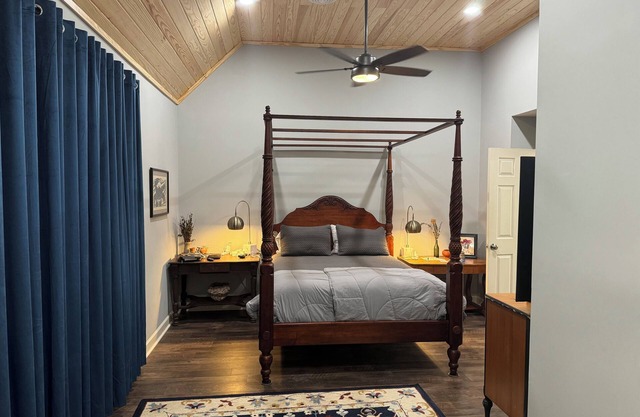 OXFORD CITY LIMITS PRIVATE HOME THAT YOU WILL LOVE!