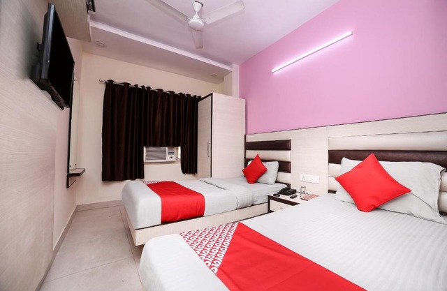 OYO 26940 Hotel Stay House