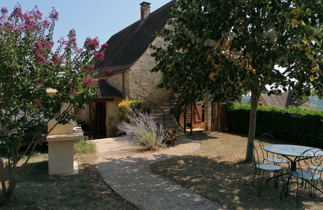 Périgord Home with Pool, WiFi, Pets Welcome