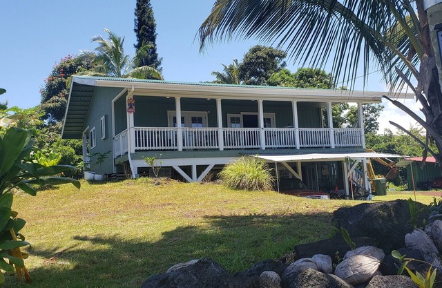 Pahoa - Upper level home completely remodeled