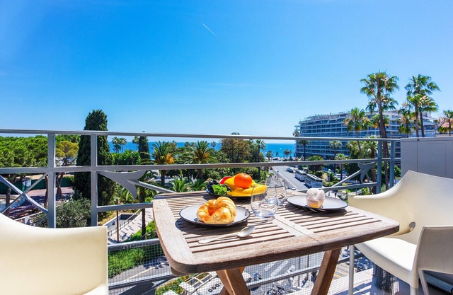 PALAIS ALBERT 1ER AP4292 By Riviera Holiday Homes