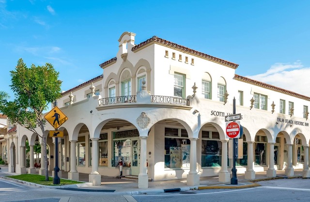Palm Beach Historic Inn - Boutique Hotel 1