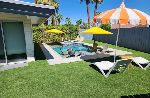Palm Desert Villa 3min to El Paseo Pool Heat Incl.