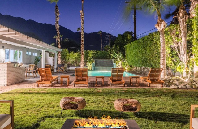 Palm Springs Villa for 12, Pool, Casita, Game Room