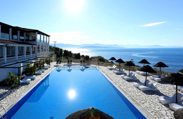 Pantokrator Hotel