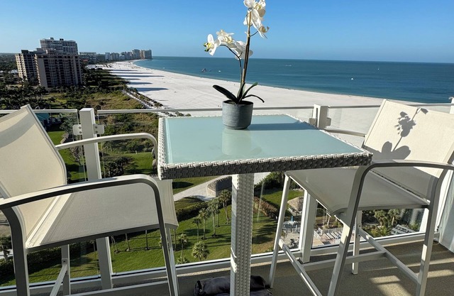 Paradise awaits you! newly remodeled 2/2 with breathtaking beach views!