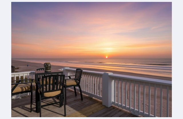 Paradise | Beachfront | Firepit | Couples Retreat
