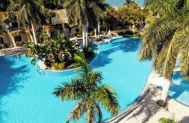 Paradise Inn Beach Resort - Maamoura