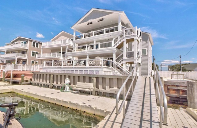 Paradise on the Bay! 3 DAY & WEEKLY! ELKS MEMBERS WELCOME! Linens Provided