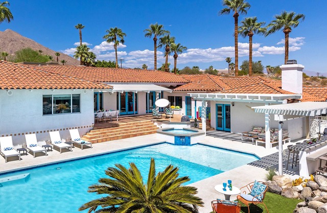 Paradise Splash at Little Tuscany - Resort-Style Pool Yard!