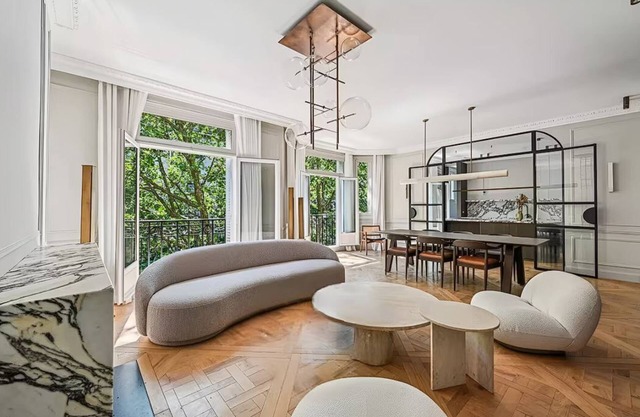 Parisian Chic: 2BR Luxury Apartment w/Iconic Eiffel Views